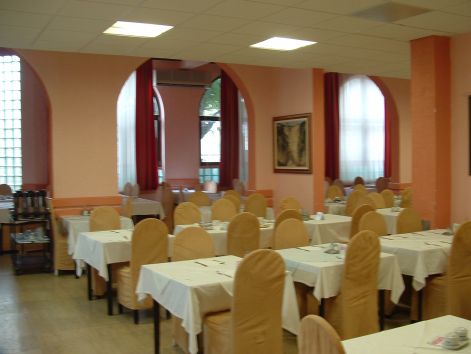 etterem2.jpg etterem2.jpg